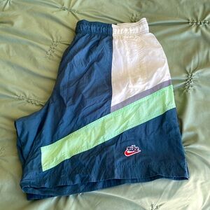 Men’s Nike nylon shorts